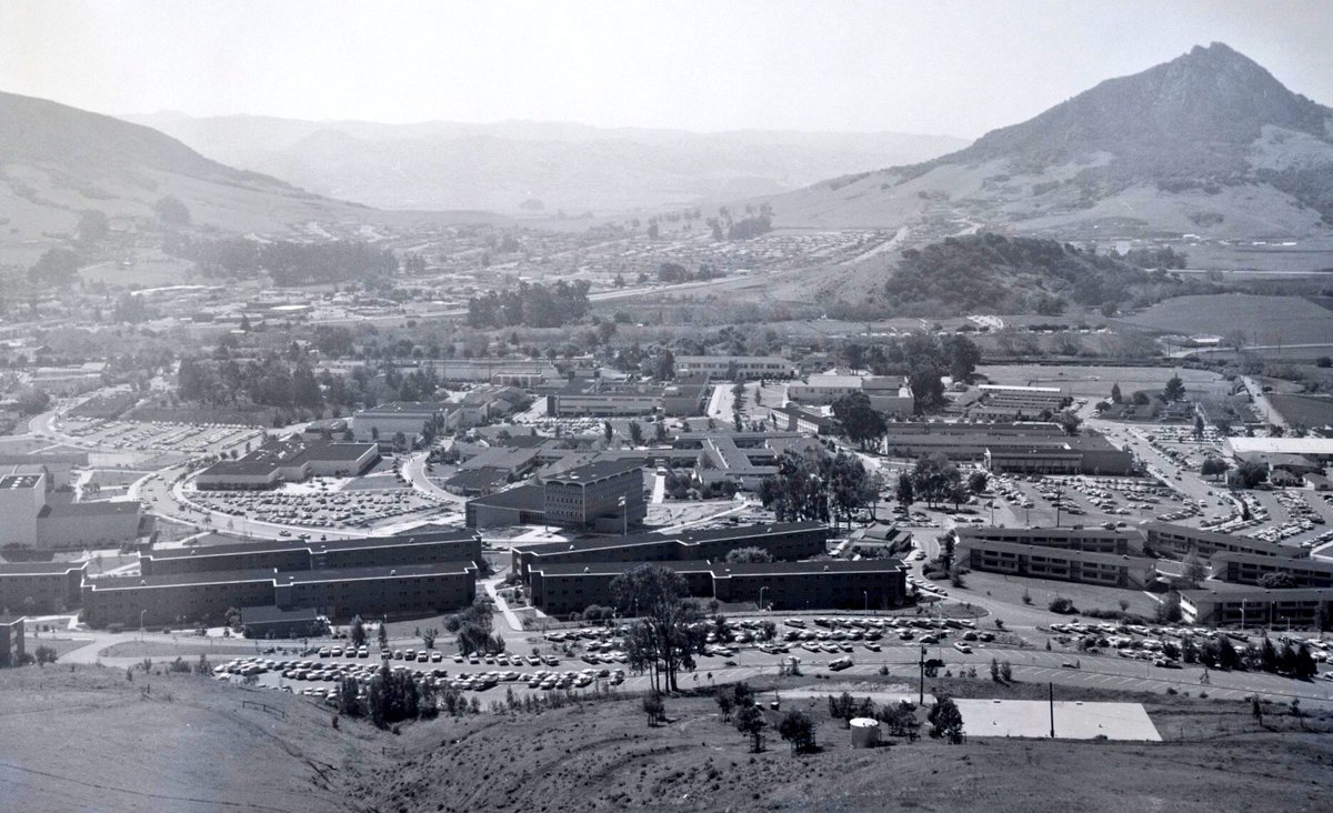 CalPoly's tweet photo. The Cal Poly campus in 1965 and 2017. Photo courtesy of @REKLibrary archives #TBT https://t.co/8dMe3FBLfR