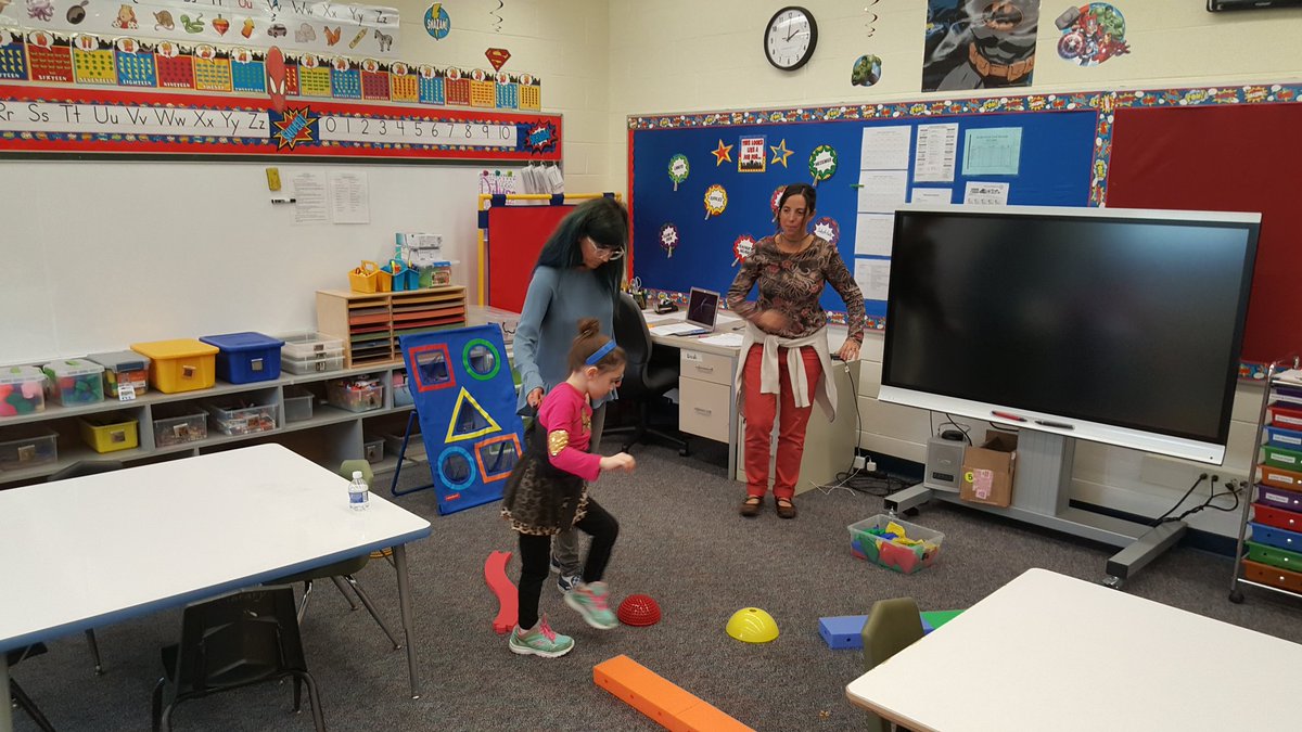 jworrell0508's tweet photo. Students exploring PT/spacial awareness skills on obstacle course with special guest.. MR. COREY!!! #TigerStrong #CoreyRocks! @WeismanCorey https://t.co/pc9fDxV95L