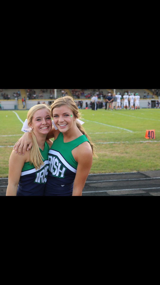 elllanewton's tweet photo. happy 18th.. sorry it’s a day late 💓💓 https://t.co/JjvJpXWpA3