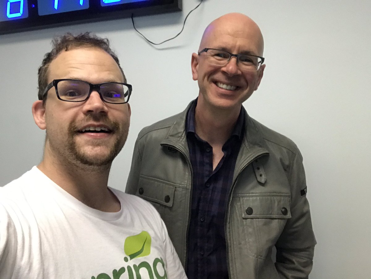 starbuxman's tweet photo. And lo a wild @l8arrival appears! #SpringToronto https://t.co/UTZCQw8uTC