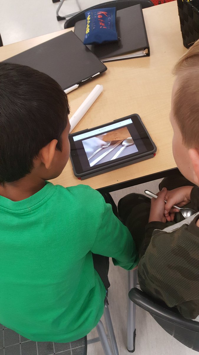 funkyfunfours's tweet photo. Researching how products are made in Science. What happens when we dispose of these products? https://t.co/4ztOdCwG96