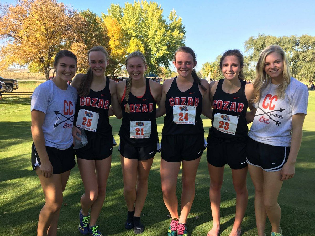 auwerdajn's tweet photo. #cozadmakers girls xc are district runner up. State bound. https://t.co/vdlIPBXVtN