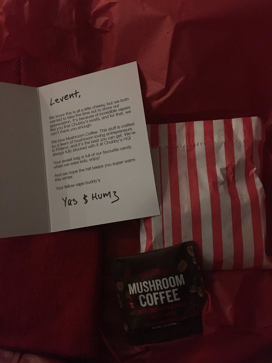 leventyalcin's tweet photo. To me, they’re the very entrepreneur ones in London! I wasn’t expecting any delivery but surprised with this! Thx Yas and Humz! @chubbysHQ https://t.co/8Wqr3TIW0E