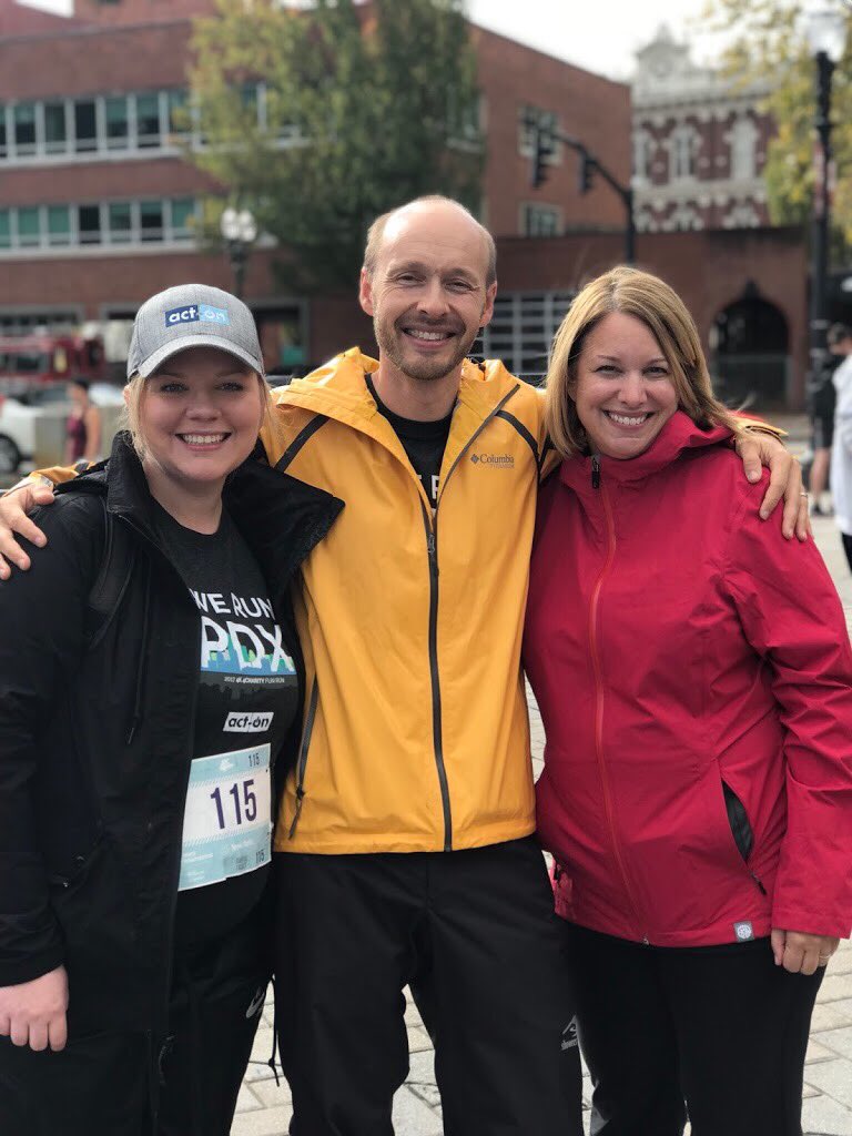 kay_hendy's tweet photo. Representing @ActOnSoftware at the #4k4charity today! https://t.co/Sc5aVbp8aH