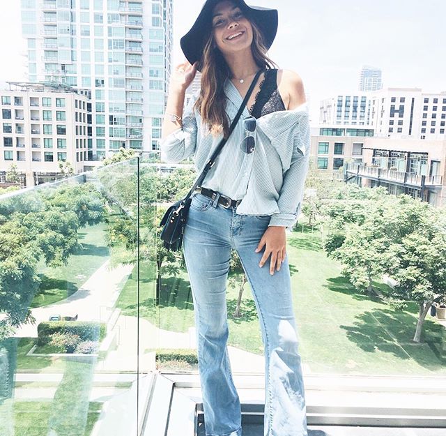 FIDM's tweet photo. That concludes our weekly #TwitterChat! Visit here to start your FIDM Journey: https://t.co/JRtqw8t7wv #NewToFIDM https://t.co/lDG1gNAWBh