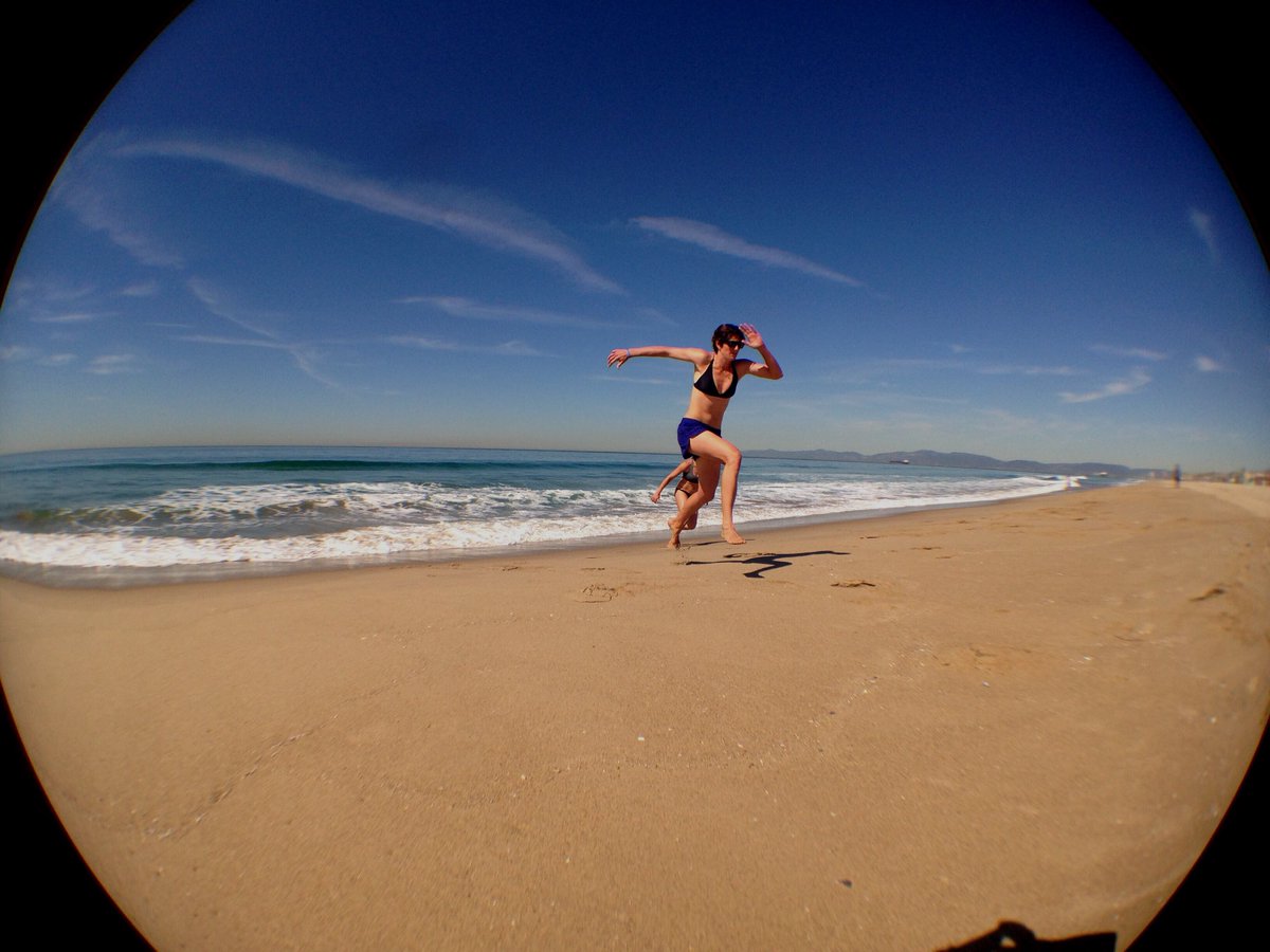 christapryor's tweet photo. #tbt @NBranagh (#mother & #Olympian) bounding up the sand 1of my first #AVP #FIVB athletes
Competing in #Qinzhou Open #mindbodygame https://t.co/UjclxnAUFv