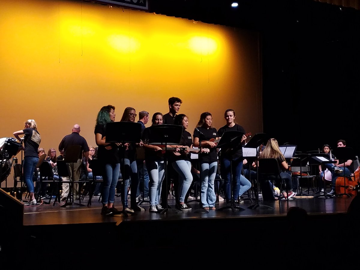 KellamHigh's tweet image. What an AMAZING performance from our music department tonight! A collaborative effort to showcase your talent and hard work. #OneTeamOneGoal