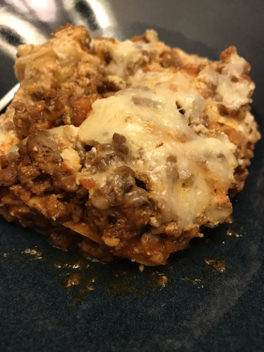 CuddleWife's tweet photo. #Keto friendly lasagna! @EpicLaLaGirl you need to try this recipe! #gettingsexyback https://t.co/Vjj7CHLJqE