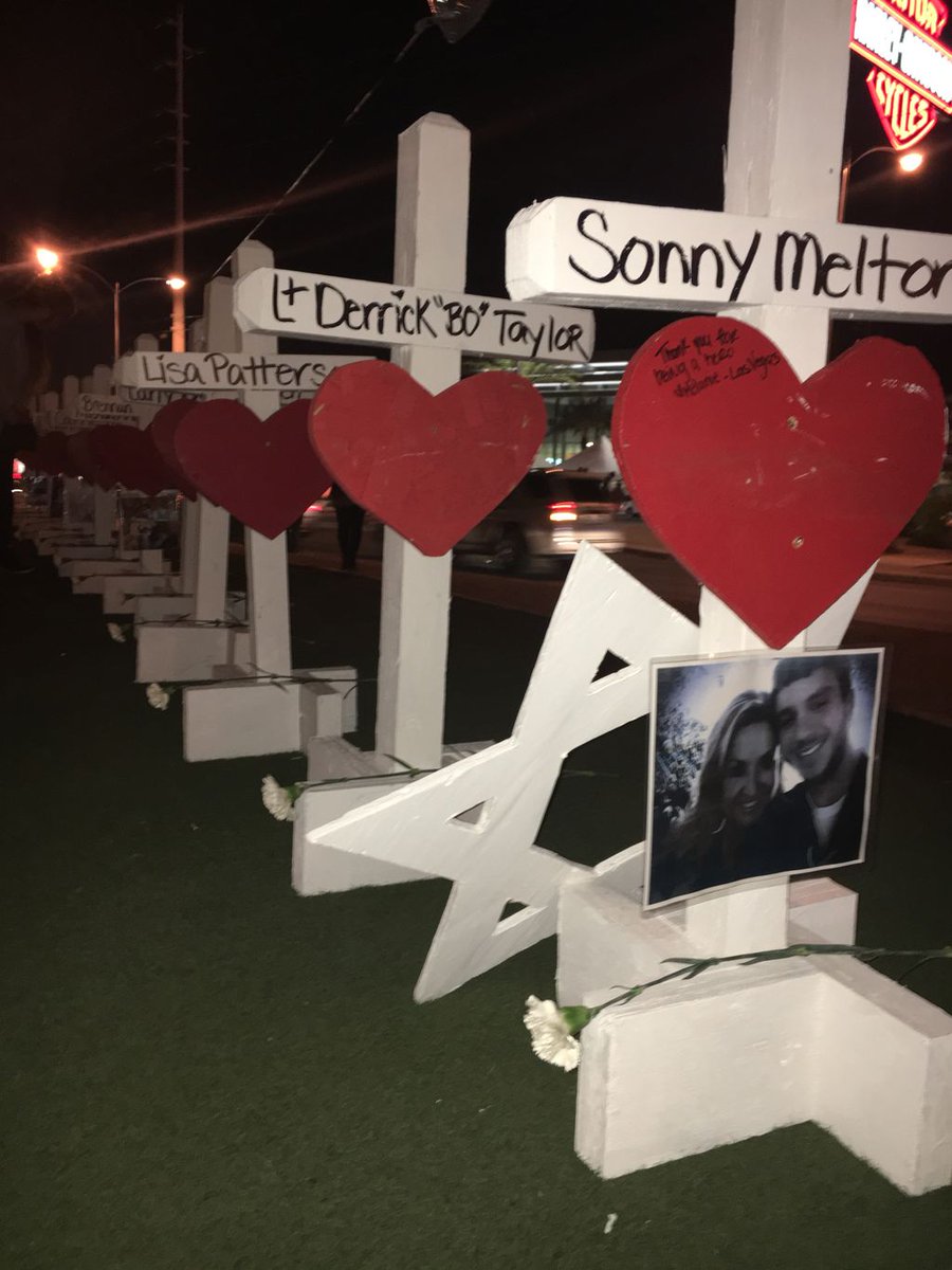 ClarkCountyNV's tweet photo. The Clark County Museum is now collecting &amp; preserving memorials from the #1october shooting #VegasStrong Read more: https://t.co/cKWDq5XCnR https://t.co/9TVvPme8ex