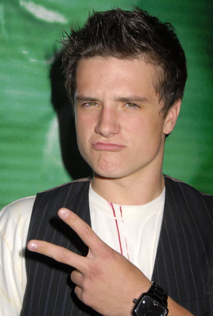 Happy Bday, Josh Hutcherson! 