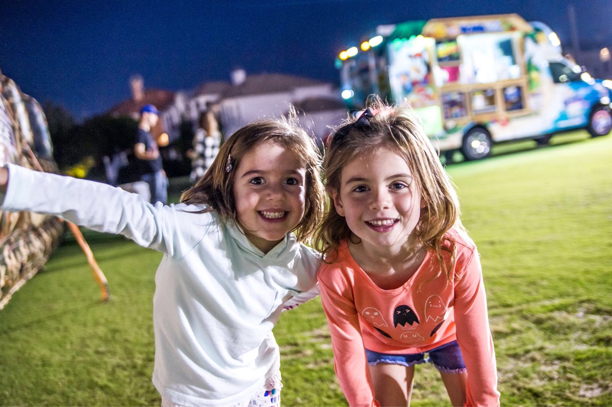 FSSportsClub's tweet photo. Join us at #FSCoolOctober Charity Concert feat SOUTHTOWN on Oct 28 for a festival, fireworks, food & fun supporting @healthyirving1! https://t.co/A0qK2h9Qmr