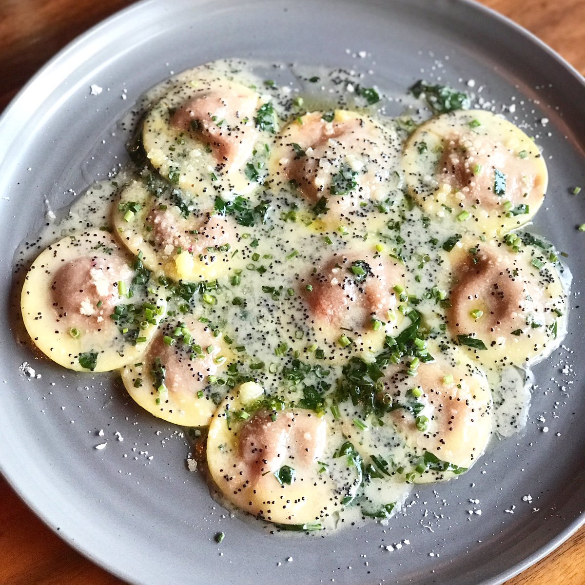 AllAcquaResto's tweet photo. New #pasta! #beet and #goatcheese #ravioli with #poppyseed and #basilbutter 😍 #allacquarestaurant #atwatervillage #newtodinner #primi https://t.co/qPrpFQxCdc