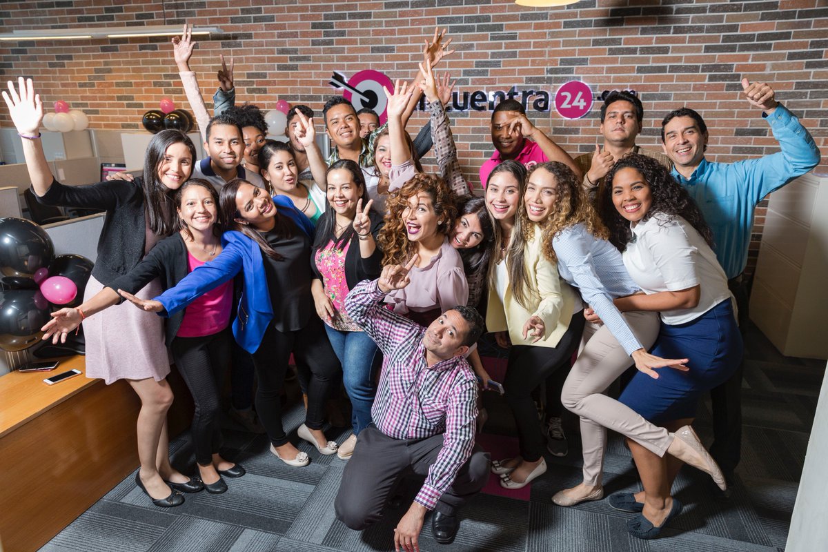 encuentra24's tweet photo. Gracias 🎉 por unirse a la celebración 🎂 de 12 años de ventas en línea🍾🥂.
#TeamEncuentra24 #12AñosDeEncuentra24 #CostaRica #Nicaragua #Panamá https://t.co/MNtEmKslMA