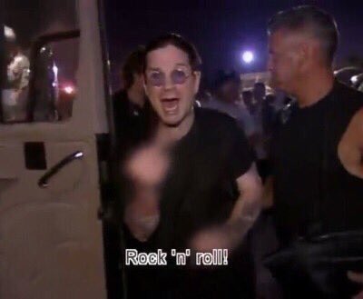 witchbitchoo's tweet image. my two moods