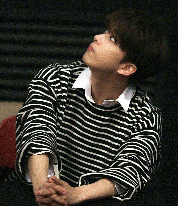 BAPFujoshiYaoi's tweet photo. #NOMINATEBAP 😘💙
#MTVEMA 💛 https://t.co/RjvFEKB4CW