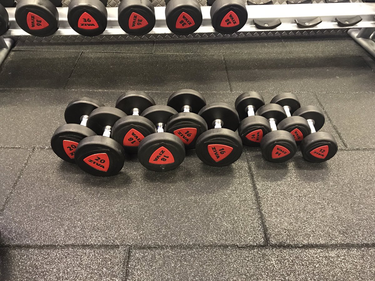 Missy_Poison1's tweet photo. Gun day drop set from hell 20-12 💪🏻 #igotthis and to think this time last year I could barely lift the 12's 😁 #progressnotperfection https://t.co/F3frhXn4s0