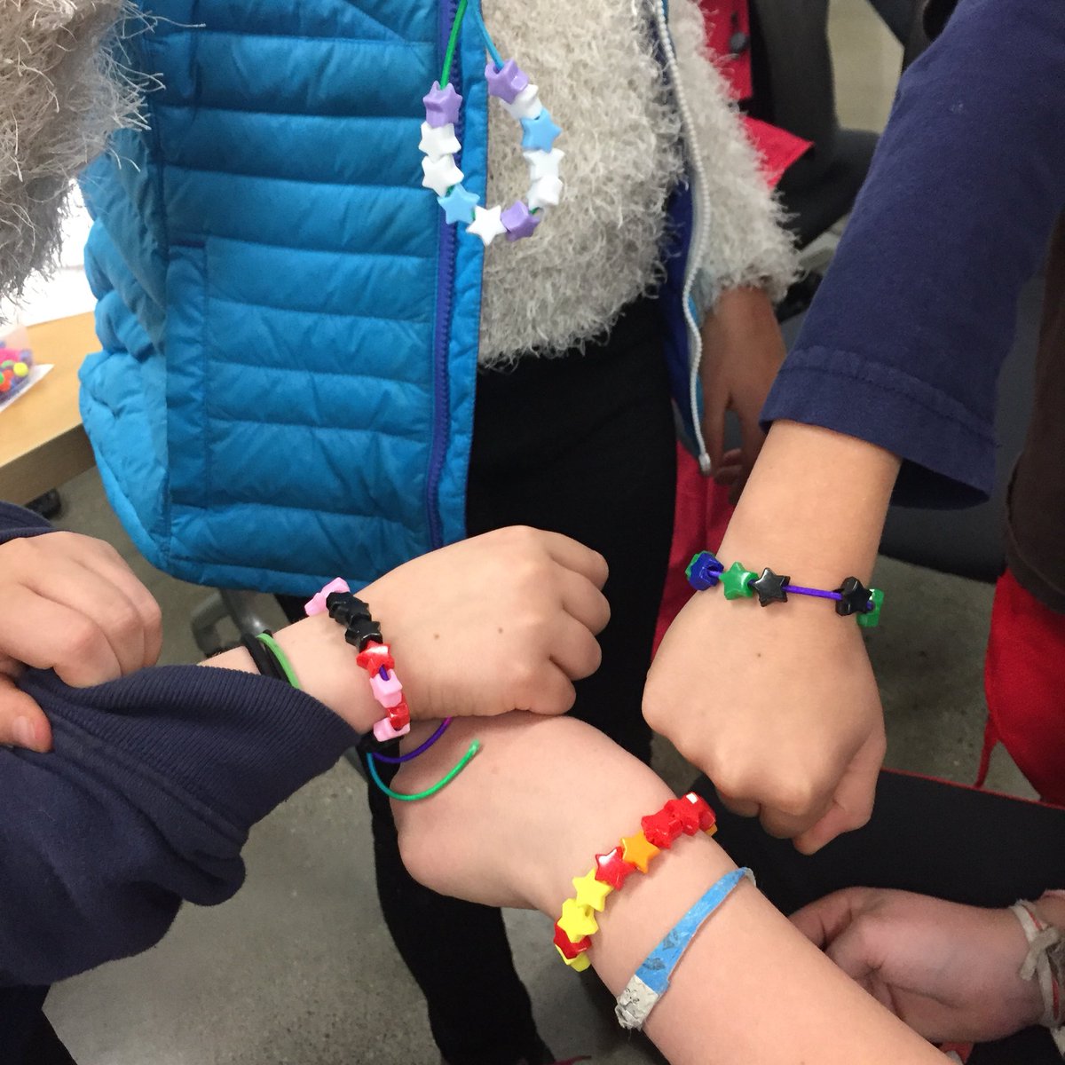 DrBrandyMath's tweet photo. Over 100 @CentralWashU students, of all ages, participated into today’s #gmw2017 #explodingdot #CWUMath #MathCircle. Thanks @GlobalMathProj https://t.co/F7sFqGKNyi