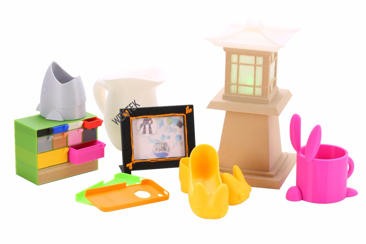 Weistek3D's tweet photo. Kinds of Weistek printed products? are they functional?
#3dprinting #printer #motomo #photoframe #brushpot #box https://t.co/qXjVC6tQQ2