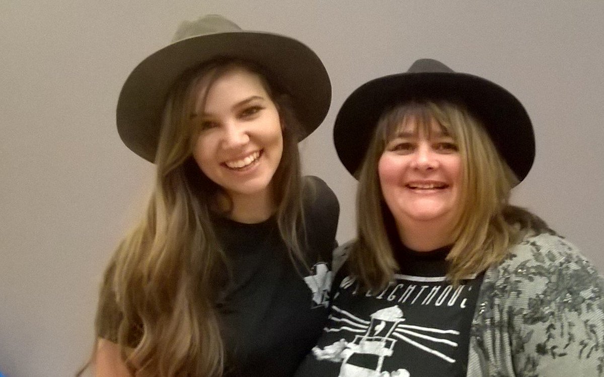 genuinelyvicki's tweet photo. @rendcollective @MonctonWesleyan #mdubs #bestconcertvolunteersever Sara! Awesome job! Such a heart! https://t.co/IwU7d4odJF