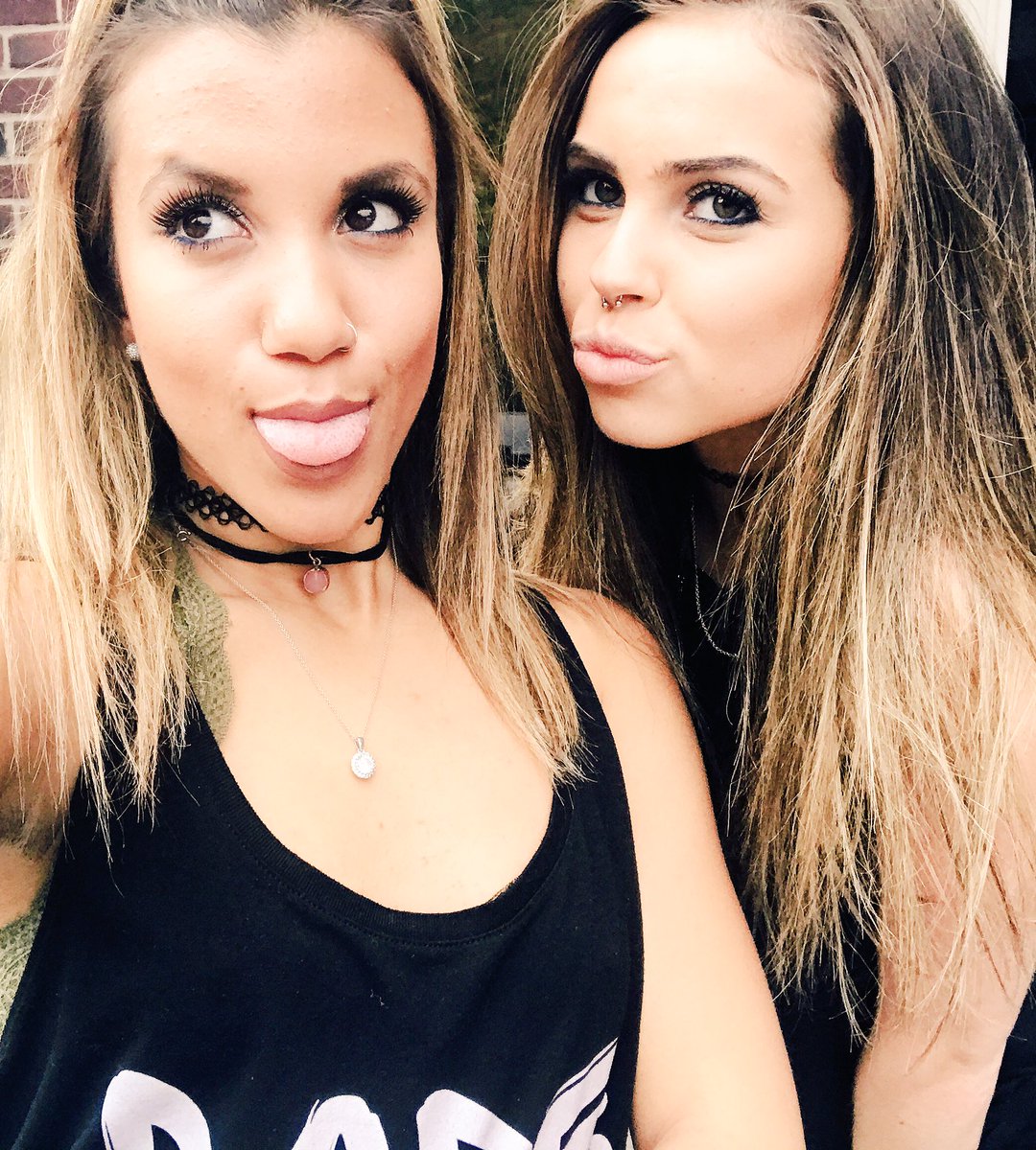 Lexi Tiller tweet media