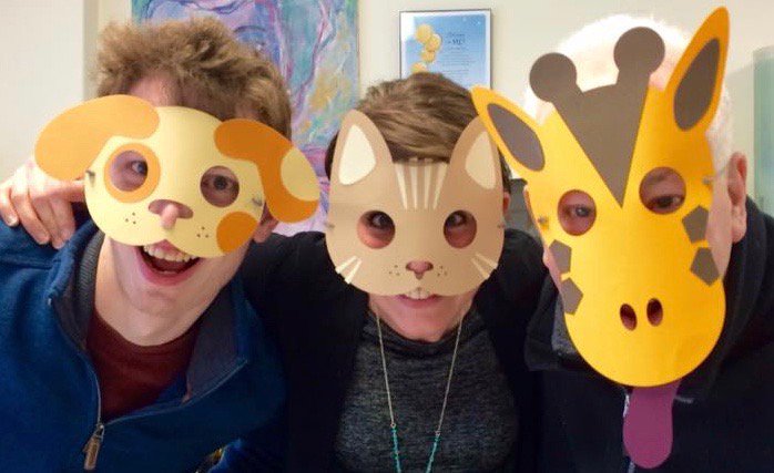 peggystearns's tweet image. A2: I love the way Ts use something as simple as masks for dramatic play, response to literature. #fablelearnchat