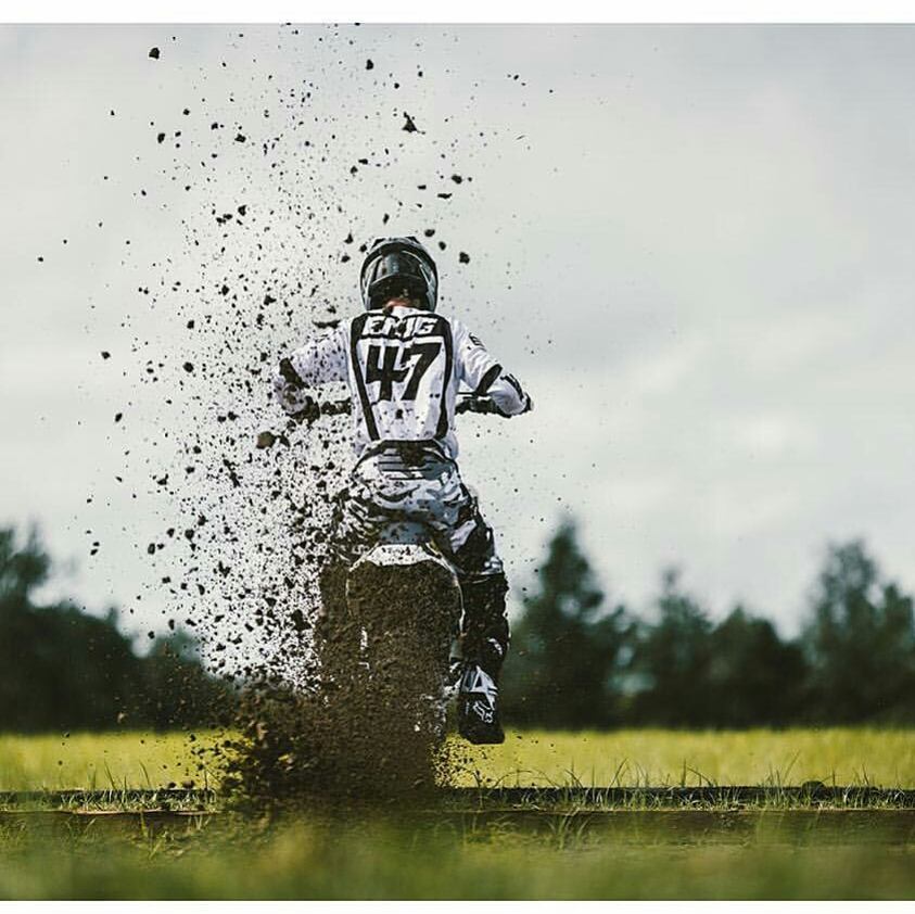 shiftargentina's tweet photo. @emig47 en el Gatorback Cycle Park | 3LACK Label G.I. Fro #pureshift #shiftracing #shift #shiftargentina #mx #moto… https://t.co/7sn7vCaphb https://t.co/EfOv5kWmXt