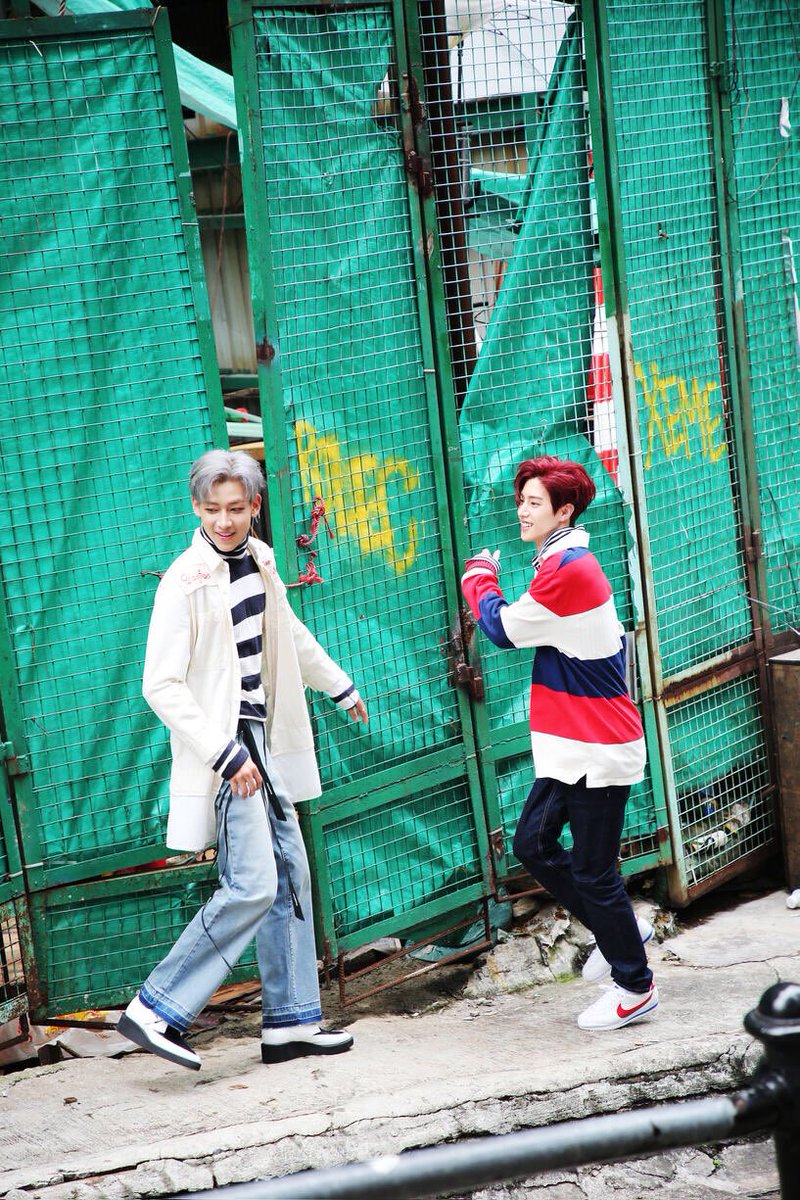 hqpgot7's tweet photo. MarkBam looks so good here ! ❤️
#MARK
#BAMBAM 
#YouAre #GOT7 https://t.co/oPq8RAlXEJ