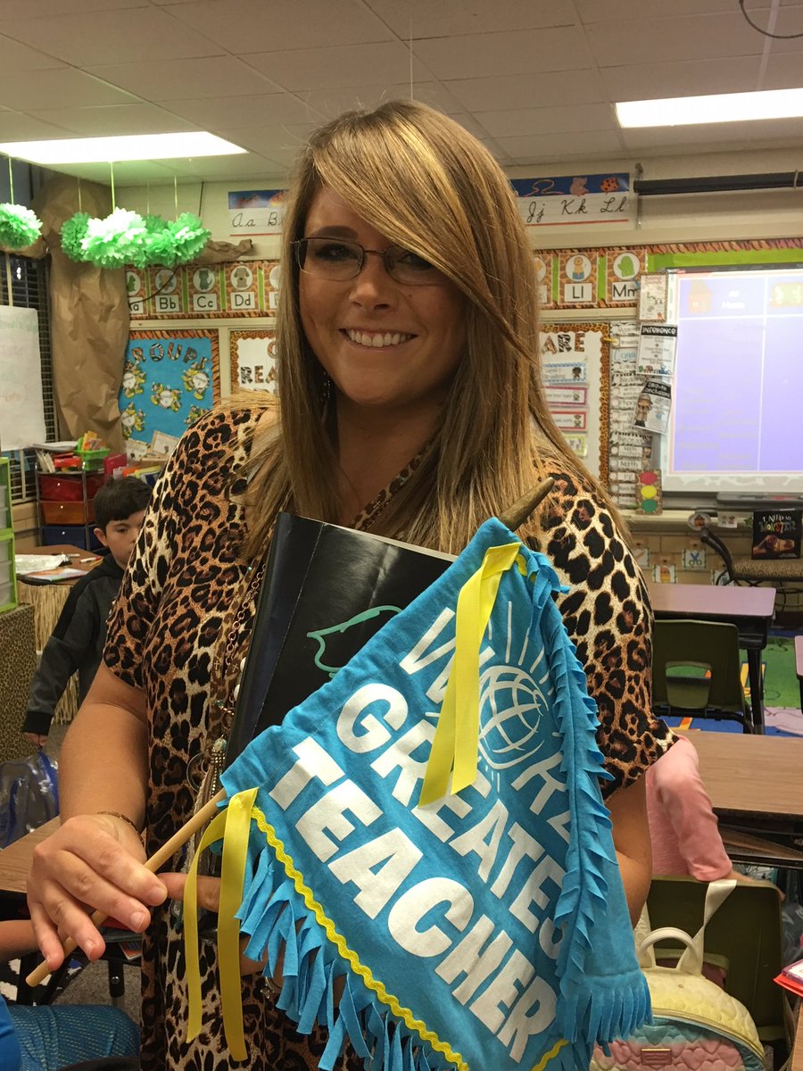 Our Teacher of the Week - Mrs. Posey! She loves kids and learning! We are so proud of her! #itsgoodtobearossram  #worldsgreatestteacher