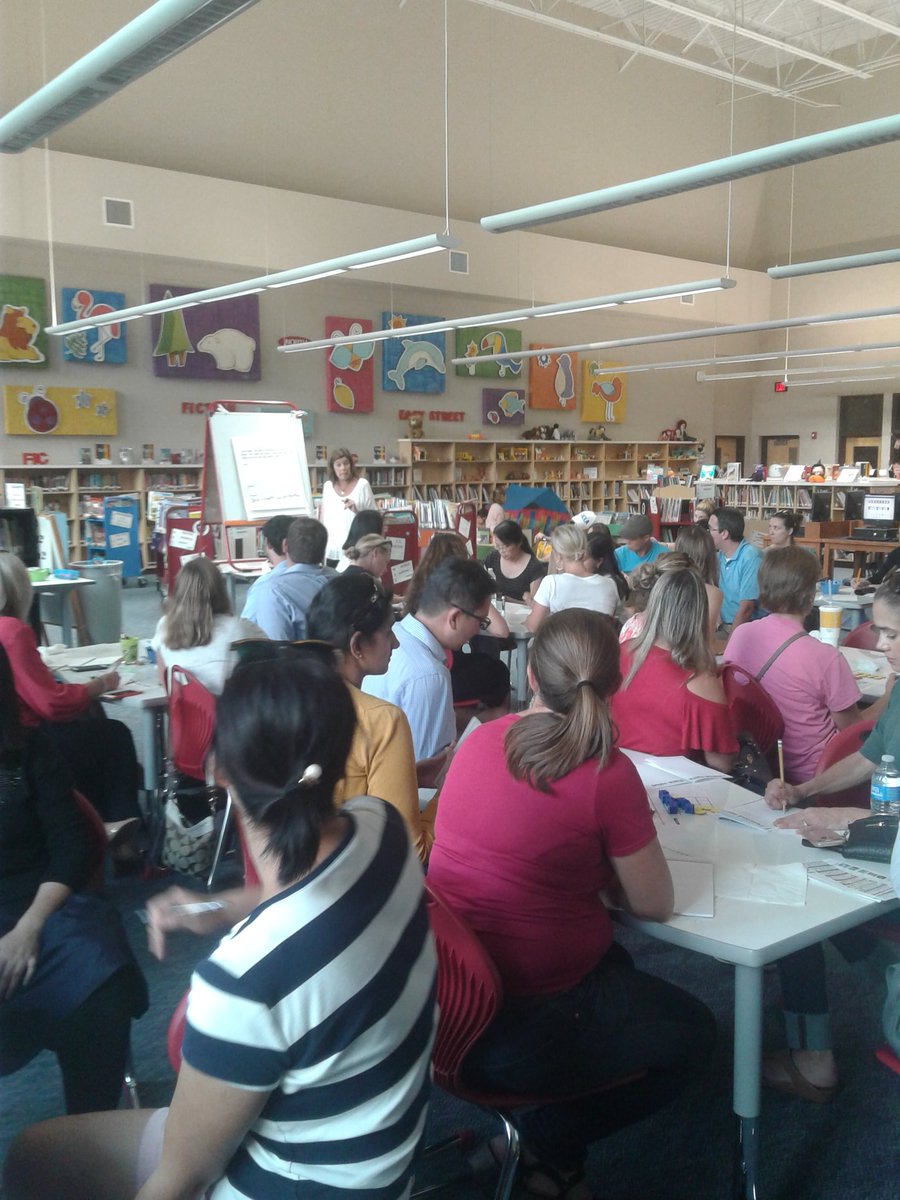 susannecoulter3's tweet photo. It was a packed house for math night! #EastSideEaglePride @CobbMathDept @mavityelizabeth #Iworkwiththebestteam https://t.co/e77KekYHI1