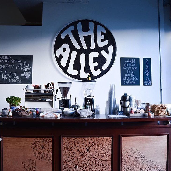 dineStockton tweet media