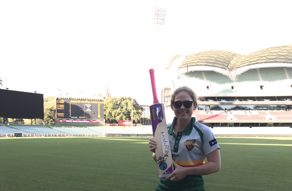 crinny17's tweet photo. Stoked to be onboard with @KathKoschel and the #kindnessfactory again this year! The @crickettas girls are feeling kind too! We're on top 🌏👣 https://t.co/9grv5YjPwj