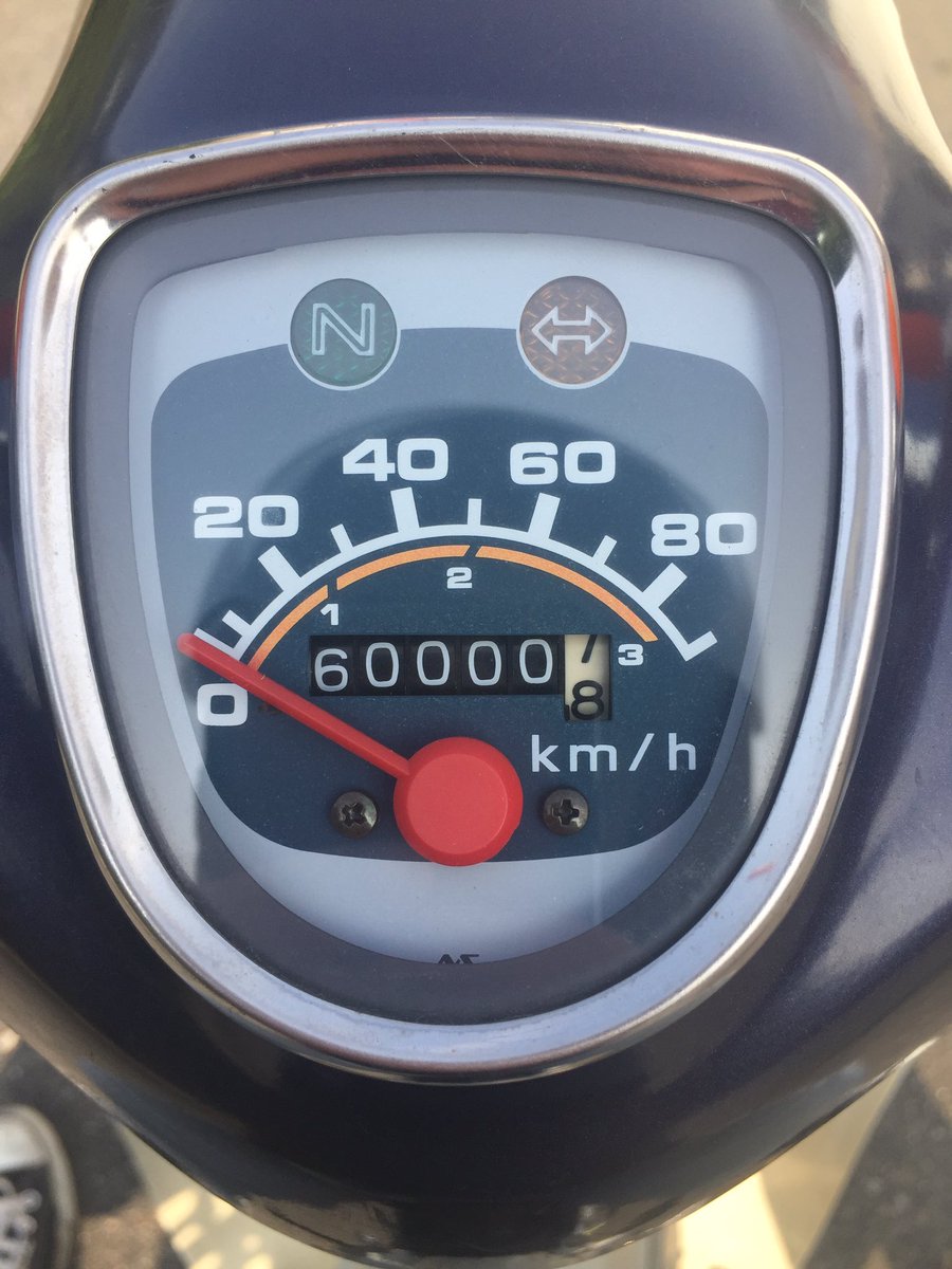 SR400_0603's tweet photo. チェーンはのびてるしブレーキほんま効きづらいけどまだまだこれから！
今月色々変えてあげよっかな🤔 https://t.co/lLKyNwEsxO