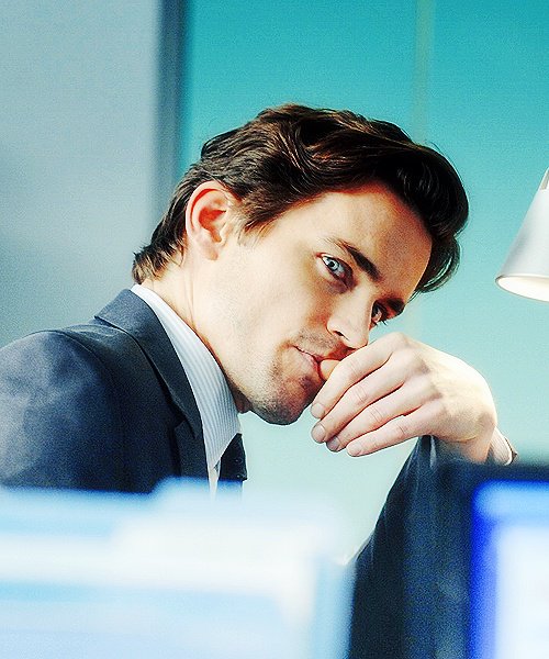                (*´ `*)

HAPPY BIRTHDAY!!!Matt Bomer!!         ( ´  ) 