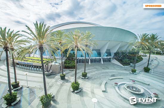 SkiftMeetings's tweet photo. Find out what @tojulius learned at the opening ceremony of the new #ACCNorth in #Anaheim https://t.co/vftSIsZn7W #events #eventprofs #IMEX17 https://t.co/uyum1u5LEl
