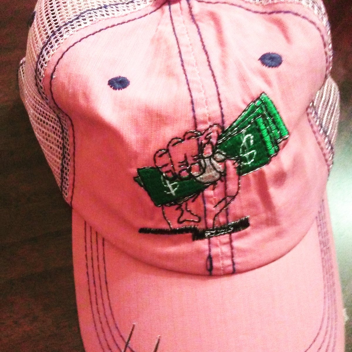 EverybodyWorkin's tweet photo. Tell a friend #Everybodyworkin Against #BreastCancer ๐ #Everybodyworkin #DistressedTruckerHat #PurchaseToday #Donate #PortionOfProceeds #EbW https://t.co/BfVnrqkKAA
