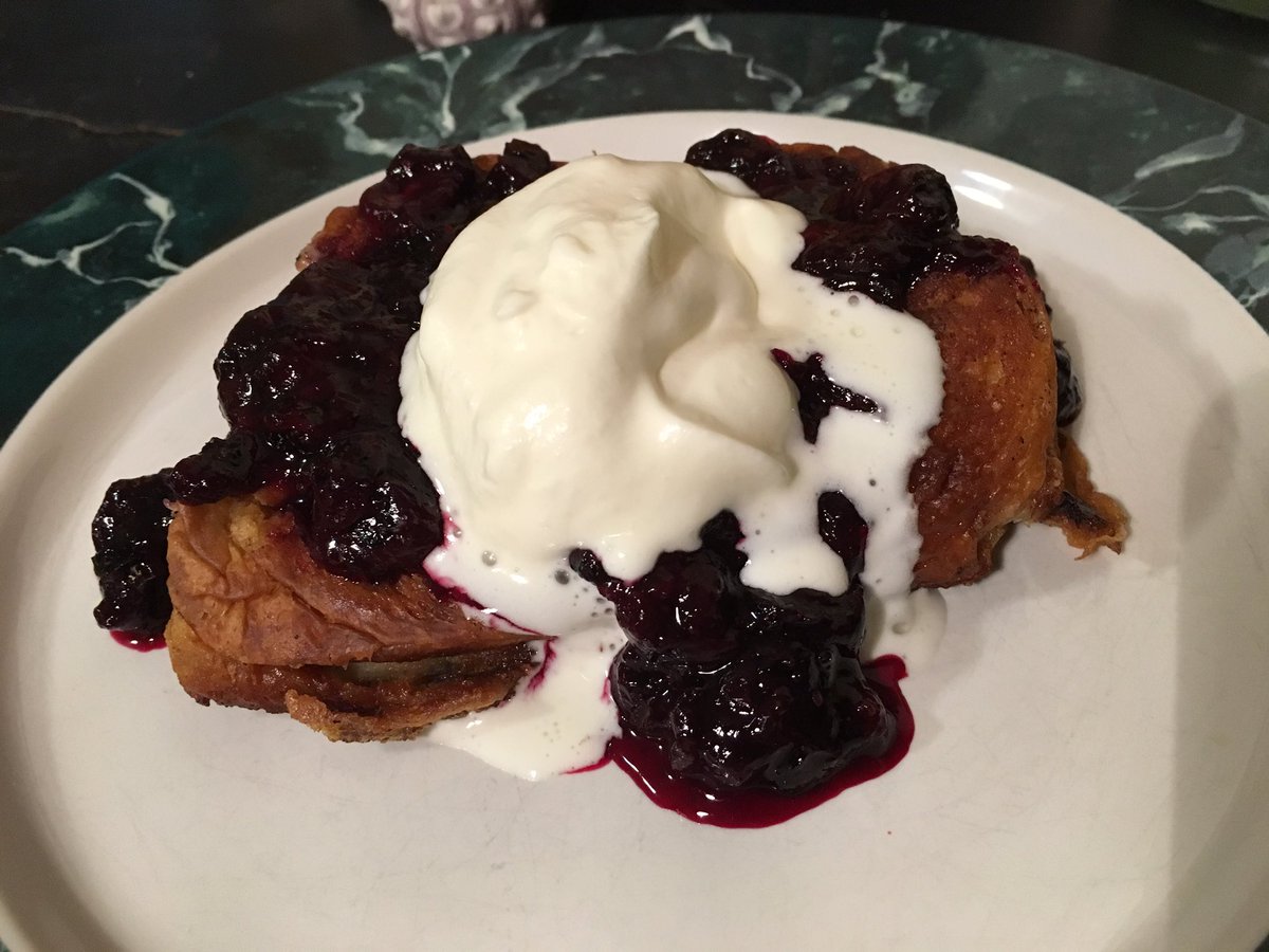 This is my second #breakfast for #dinner this week 😵