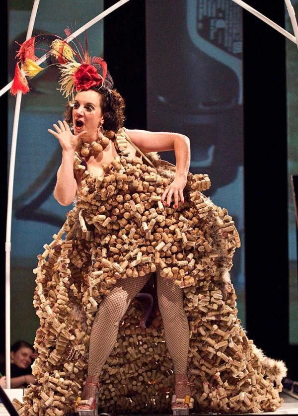 DemiCassiani's tweet image. Turning your used #wine &amp;amp; #champagne corks into wearable #art 
.
.
.
📷 @JuneauEmpire #fashion #dress @winewankers @MrScottEddy @JMiquelWine