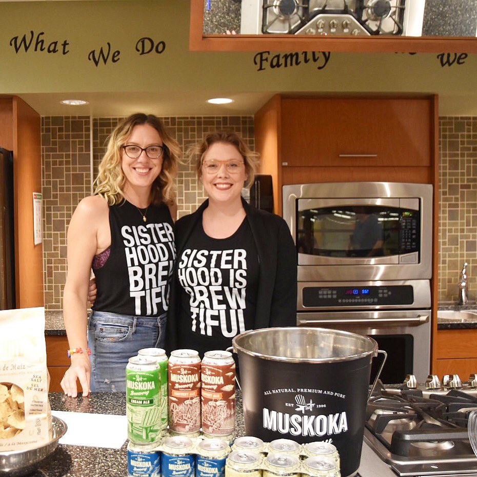 crystalluxmore's tweet photo. Paired up @MuskokaBrewery beers with @LongosMarkets food in our cooking class tonight — ❤️the ‘17 Harvest Ale - all Ont ingredients https://t.co/dyBK0grZwS