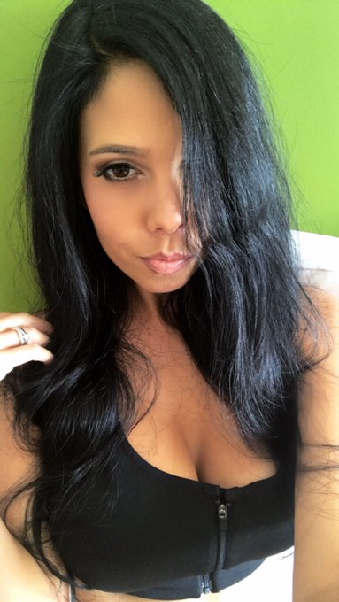 💚@mykandymagazine #kandygram https://t.co/PTY47mlrcL<a class="tags" target="_blank" title="On Twitter" href="/?out=eyJ0eXAiOiJKV1QiLCJhbGciOiJIUzUxMiJ9.eyJpYXQiOjE3MjE1MDI2NjEsImlzcyI6InR3cG9ybnN0YXJzLmNvbSIsIm5iZiI6MTcyMTUwMjY2MSwiZXhwIjoxNzUzMDM4NjYxLCJyZWRpcmVjdF91cmwiOiJodHRwczovL3R3aXR0ZXIuY29tL215a2FuZHltYWdhemluZSJ9.p6055kJBnyW4gRiuRrPiNeWGuXKjY_NSHKvGby1OrlbtboJRs3G7MRPrCaYx0MfAEK7ShxfhTFmn48HxyJCKFg">@mykandymagazine</a><a href="/tag/kandygram"class="tags">#kandygram</a>