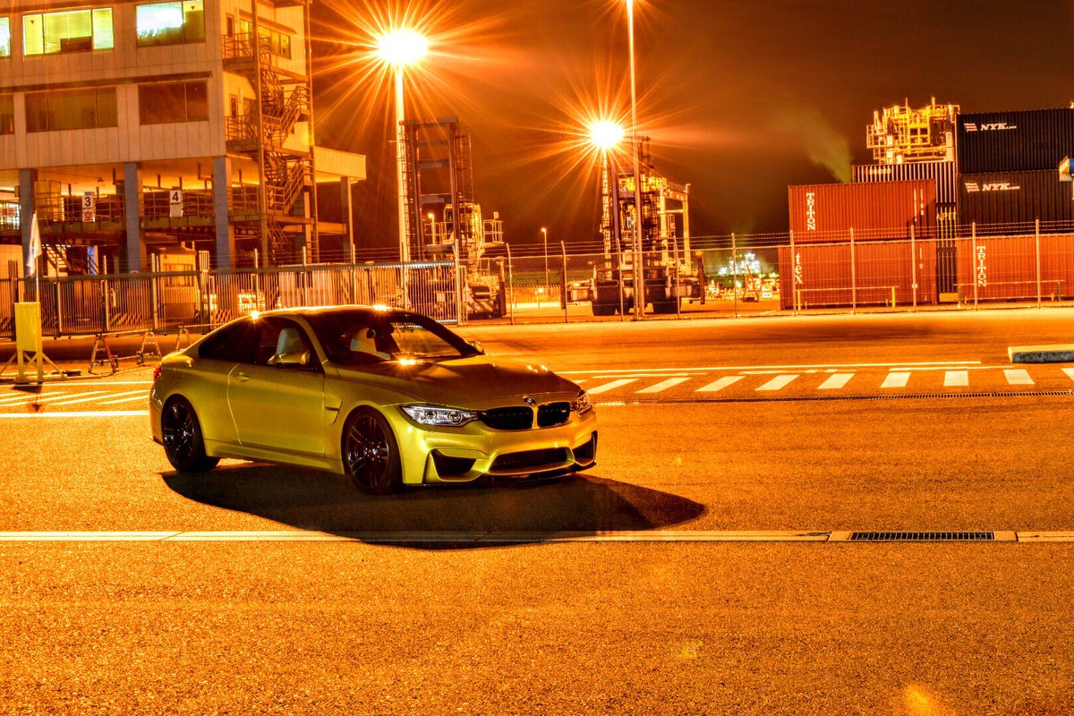 とるてぃーやd5600 Bmw M4 車 一眼レフ Nikon D5600 工場夜景 三重 車を撮るのって構図が難しすぎてこれから頑張ろうって燃えてきました とるてぃーやd5600 Bmw M4 車 一眼レフ Nikon D5600 工場夜景 三重 車を撮るのって構図が難しすぎてこれから頑張ろうって燃えてきました