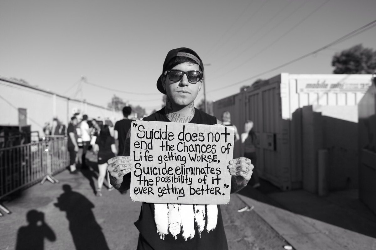 FRONZ1LLA's tweet photo. It’s not weird to feel weird. I love you all ❤️
#WorldMentalHealthDay https://t.co/gHoXHmTHvb