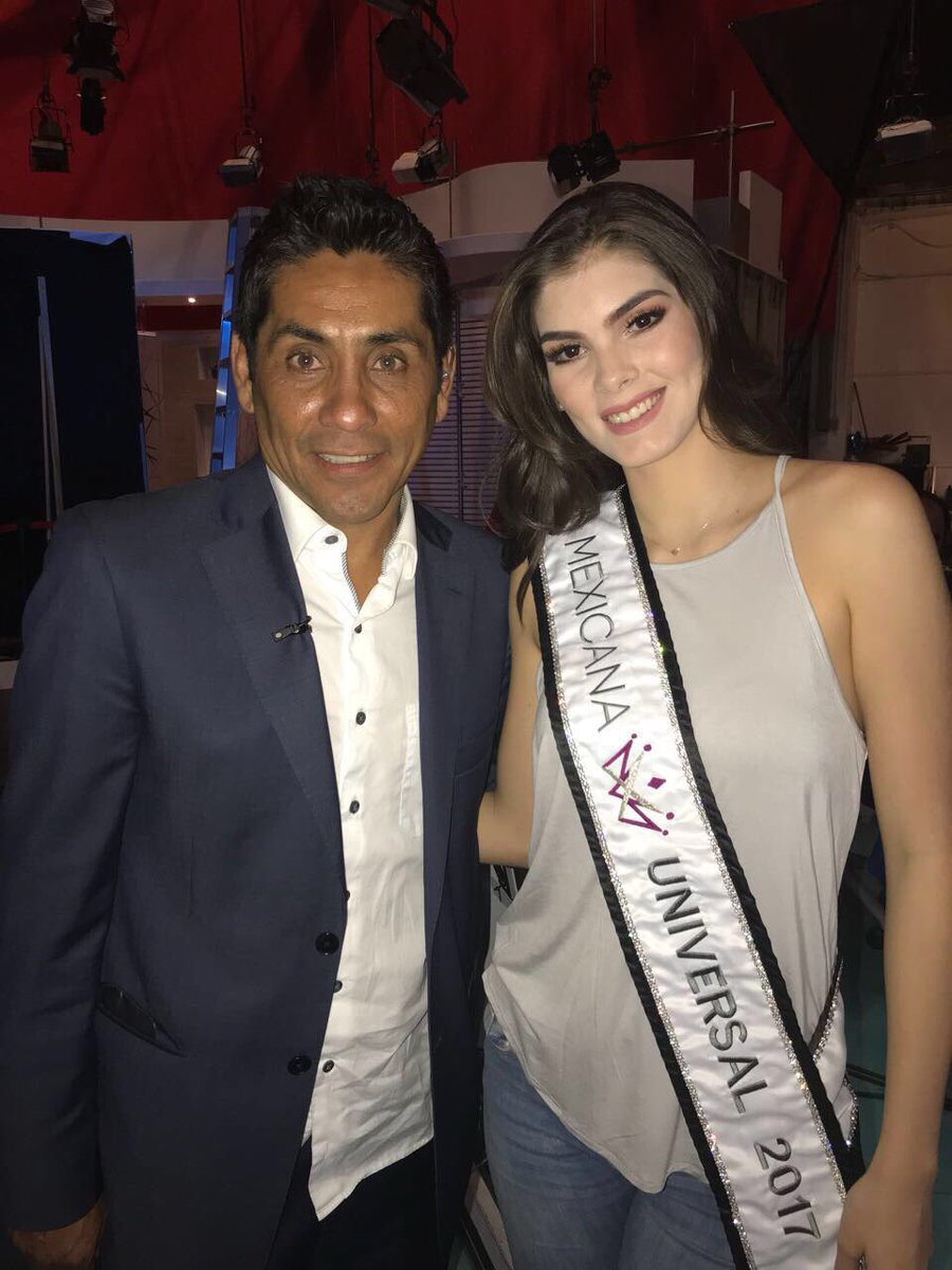 MxU_Oficial's tweet photo. Denisse Franco en la transmisión del partido de fútbol de la Selección Mexicana con @martinolimx y @GarciaPosti https://t.co/SCiQMpEfWl