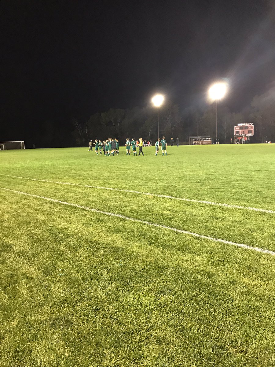 MrRoloff's tweet photo. Way to go Everest! 3-1 Over Stevens Point!! https://t.co/LEpJbJfhLe