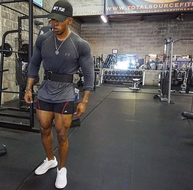 _fafit's tweet photo. You gotta be willing to put in the work. It’s that simple. #FAFIT 💪🏽 https://t.co/DXilbPesb1