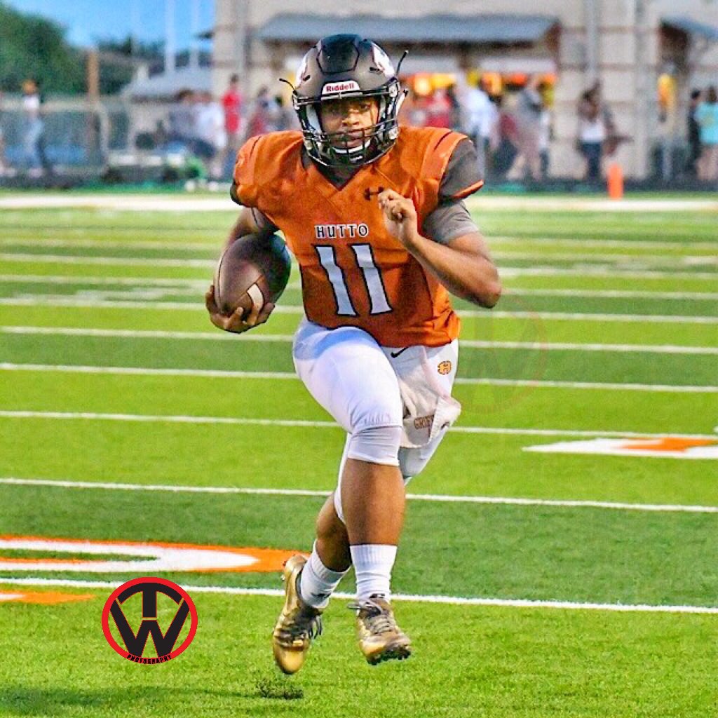 timwalter44's tweet photo. @FSATX_AAnderson @ChaseQB11 @HuttoHS_Fball @Hutto_Hippos #StatsToChewOn #ToBeContinued #StillWork2BDone #HippoNation #JoinTheHuttoBandwagon https://t.co/3ACW1UewJQ