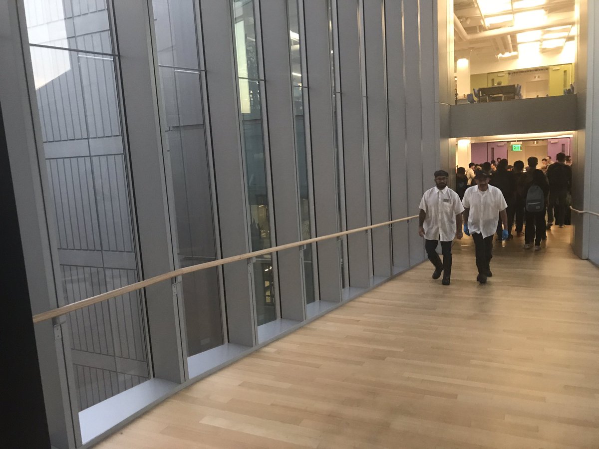 Li Zhang tweet media