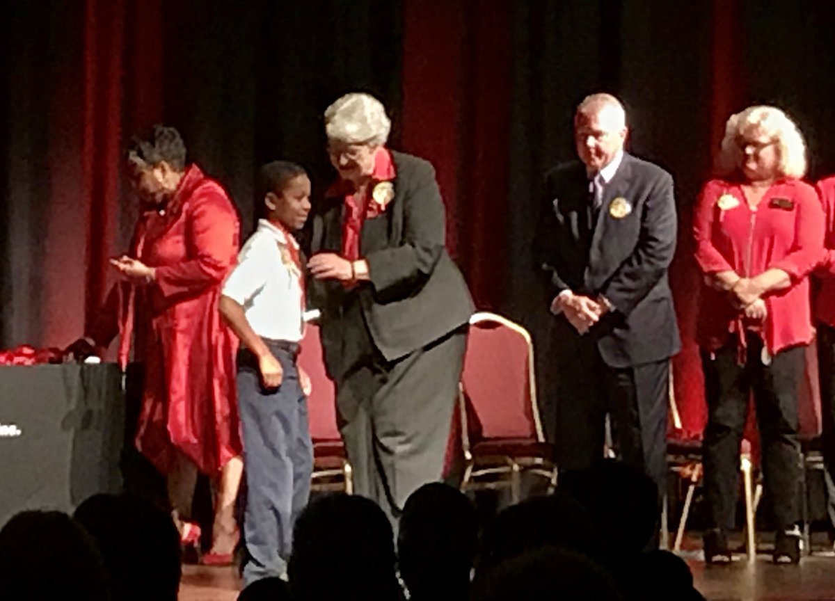 MaryBAustin's tweet photo. Congratulations to Owen Norwood, @MaryBAustin #RedRibbon Leader! Owen is a model student with outstanding character! #AustinInnovators https://t.co/iWSvQcbjHj