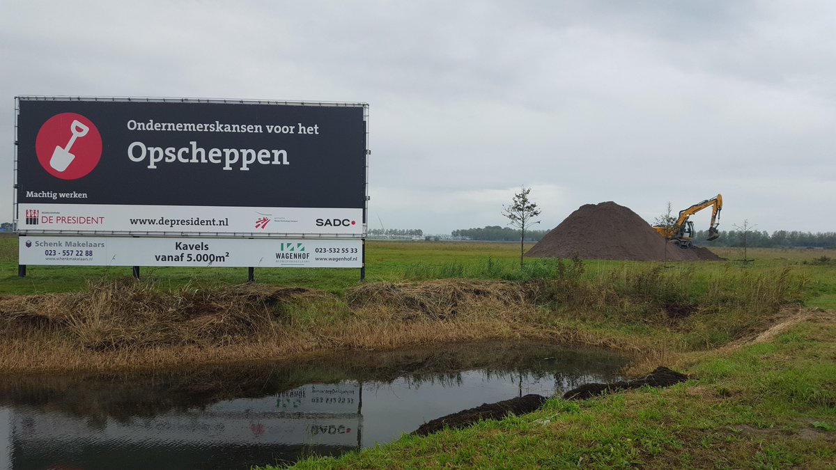 DePresidentSADC's tweet photo. We zijn gestart op De President 1.2! Sloten en infrastructuur worden aangelegd. @SchenkMakelaars @WAGENHOF 
https://t.co/od4Q61CvcP https://t.co/2diqzGwDmi
