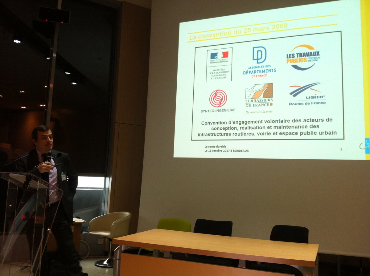 IDRRIM's tweet photo. Journée Route Durable à Bx - Intervention @IDRRIM sur les Conventions d'Engagement Volontaire @cnfpt #RouteDurable https://t.co/VQCETGvWaN