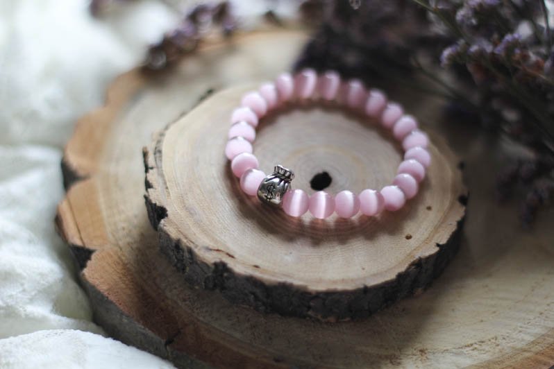 kbodrova's tweet photo. Need some money? Lucky dollar bracelet is for you!

https://t.co/Pl8KLygtNA

#dollar #bracelet #catseye #lucky #jewelry #charm https://t.co/7796SVDqui